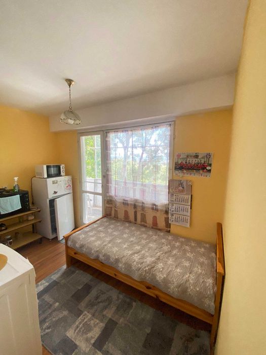 Дава се под наем Двустаен апартамент в Бургас, Меден рудник - зона А - 63 кв.м за 178.5 € - Снимка #1