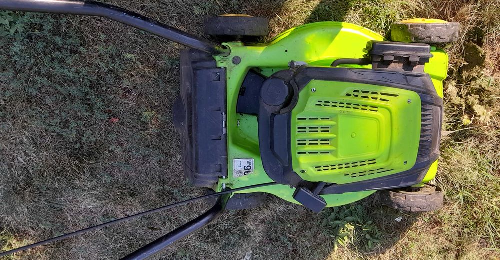 Бензинова косачка Fieldmann FZR 4005-BH, Зелен/Черен, 40см