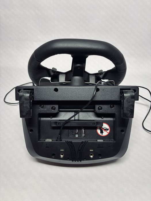 Volan gaming Logitech G920 + pedale – stare foarte bună