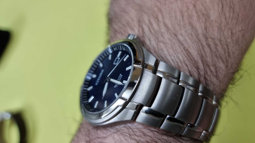 Часовник Citizen Eco-Drive Paradigm Titanium