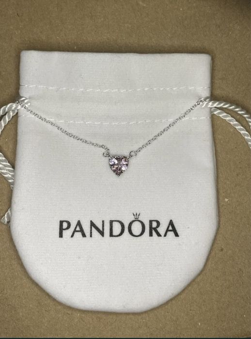 Lantic pandantiv roz nou