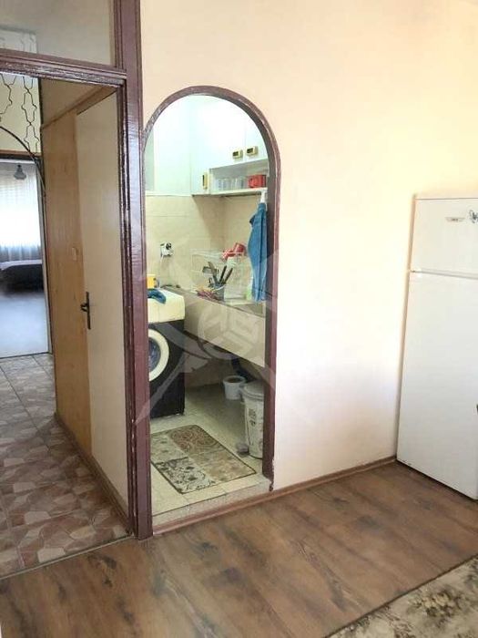 Продава се Многостаен апартамент в Средец - 101 кв.м за 684 €/кв.м - Снимка #1