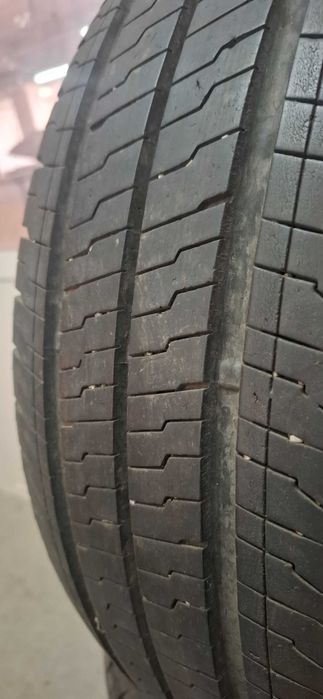 4бр. 235/65/16C Continental 6.5mm грайфер,дот 19г.Предлагаме монтаж ++