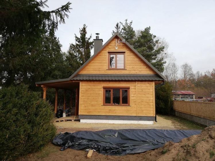 Vand cabane de locuit și de gradina