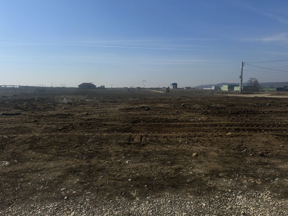 Teren intravilant in Osorhei