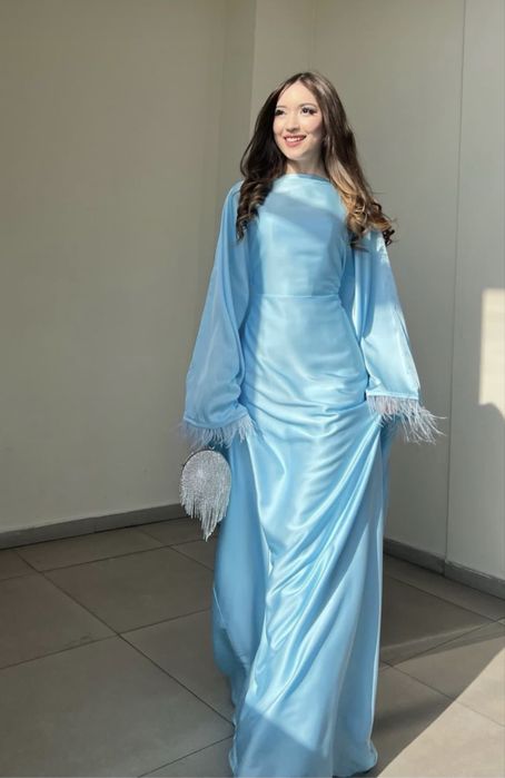 Абайка с перьями