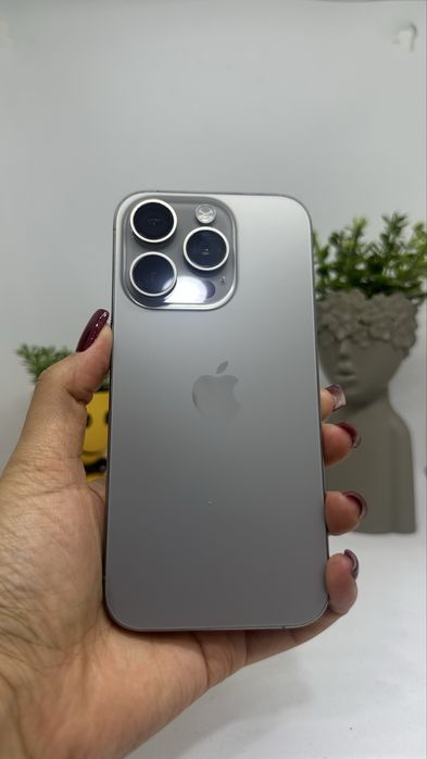 iPhone 15 pro 256gb 87% Natural
