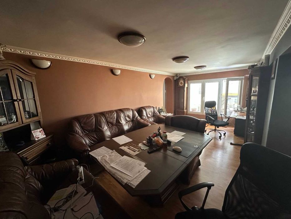 Продава се Двустаен апартамент в София, Център - 33 кв.м за 3940 €/кв.м - Снимка #2