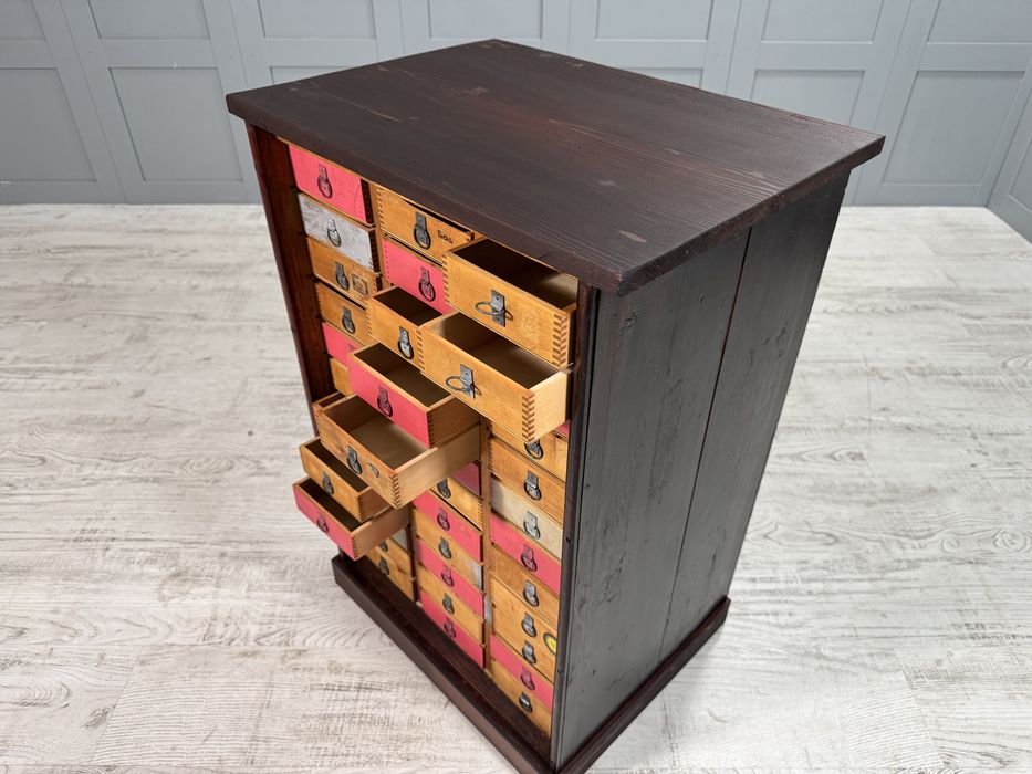 Шкаф масив 32 чекмеджета - Handmade У030