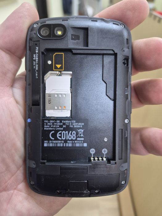 BlackBerry 9720 Touchscreen