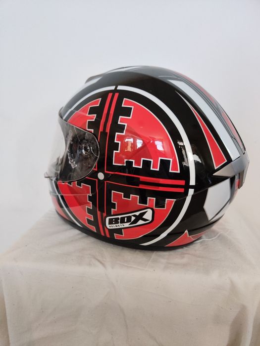 Каска за мотор BOX размер S