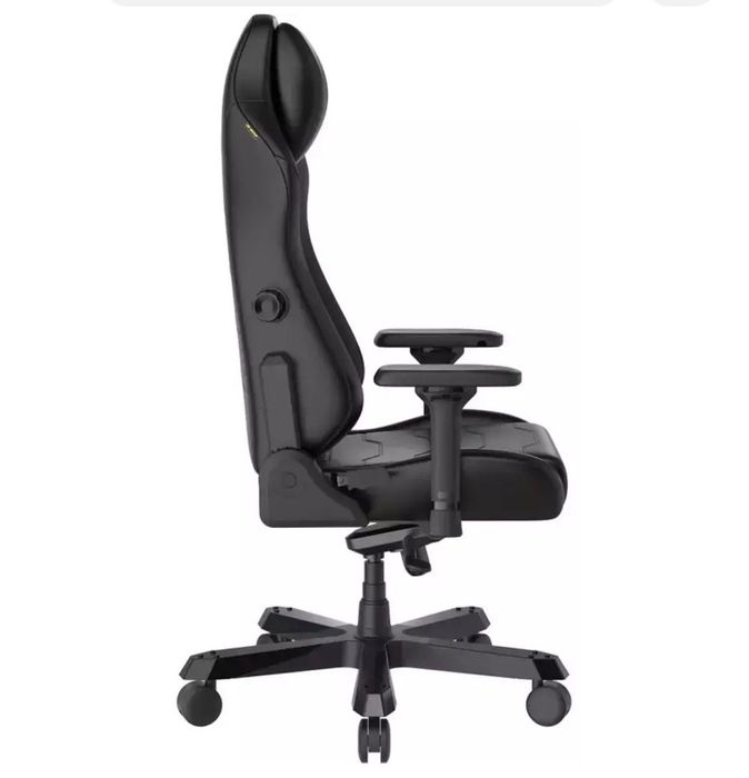 Игровок кресло DXRacer
