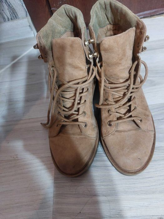 Bershka дамски боти