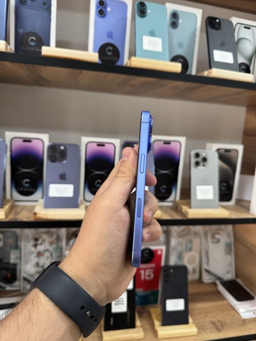 IPhone 16 128.