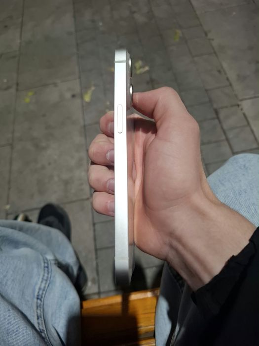 iPhone 13 продаю