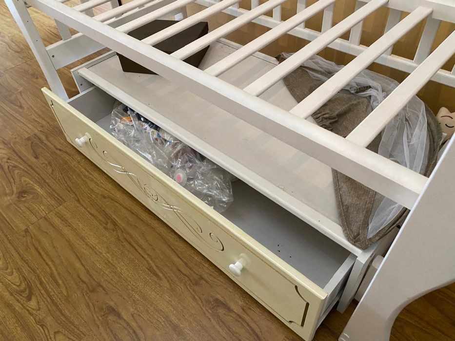 Манеж Julia срочно продам