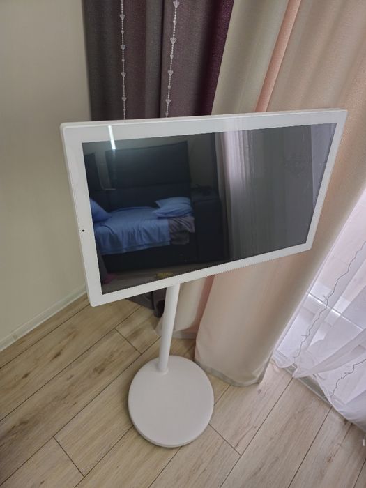 Продам планшет OEM (планшет на ножке) с подставкой. На Android