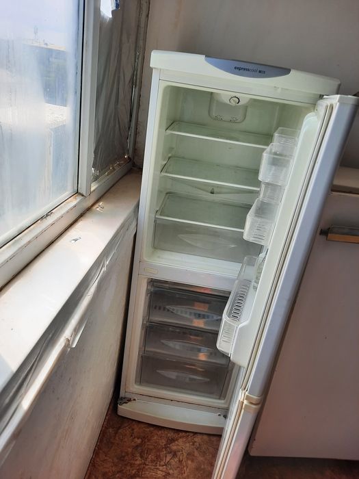 холодильник  JG сатылады бағасы 25000