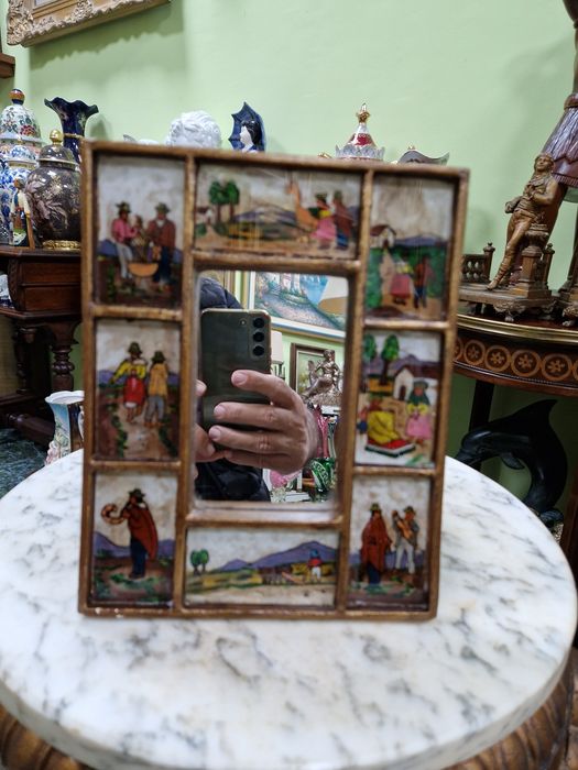 Страхотно антикварно колекционерско огледало ръчно изрисувано