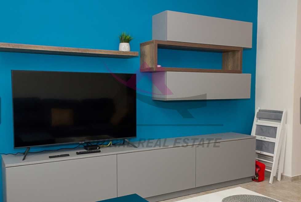 Дава се под наем Тристаен апартамент в Варна, Колхозен пазар - 80 кв.м за 600 € - Снимка #1