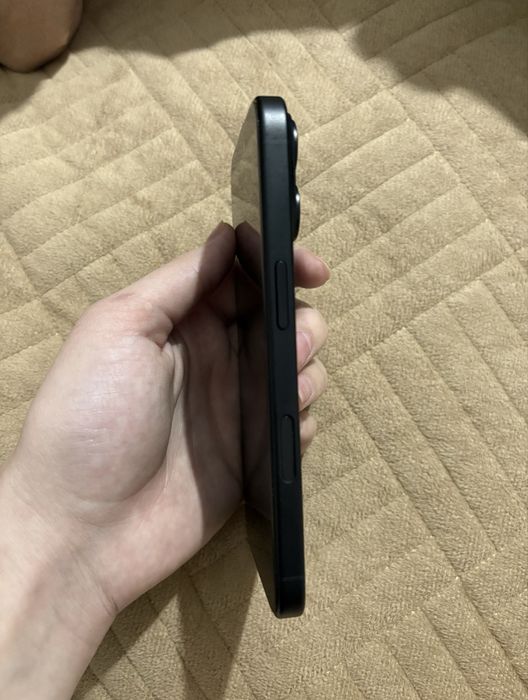 Iphone 16 на 128gb  Айфон 16