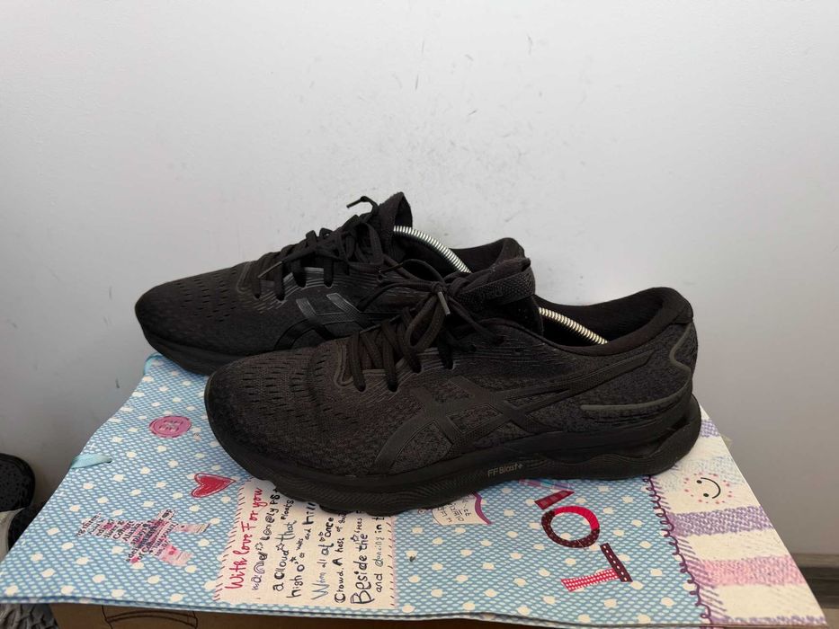 Asics Gel Nimbus 24''оригинални маратонки 46 номер