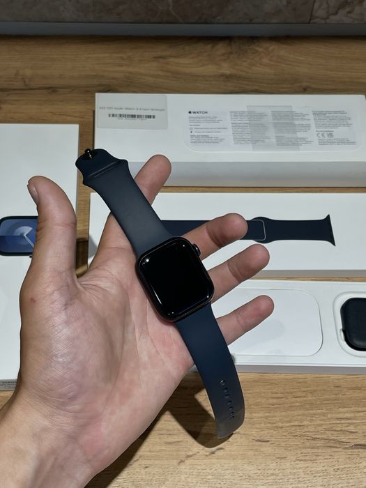 Apple watch 9, 41mm midnight