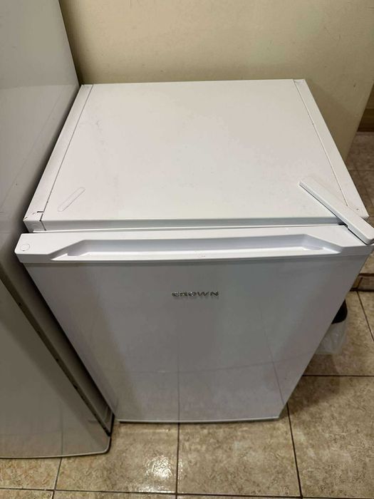 Хладилник Crown без фризер