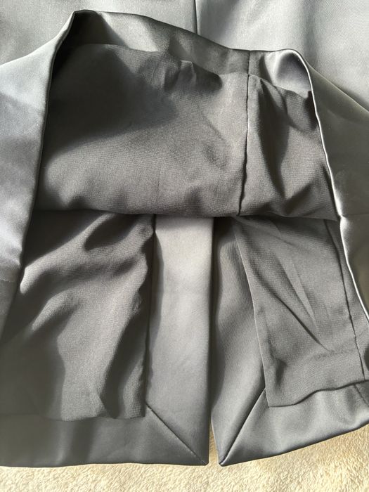 Перфектна, официална черна рокля “Karen Millen”