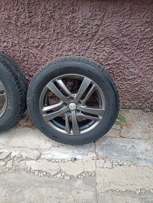 Диски 17 с шинами зима. Отл состояние