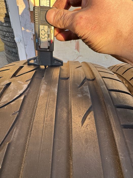 Anvelope de vara 245/45R19 Bridgestone