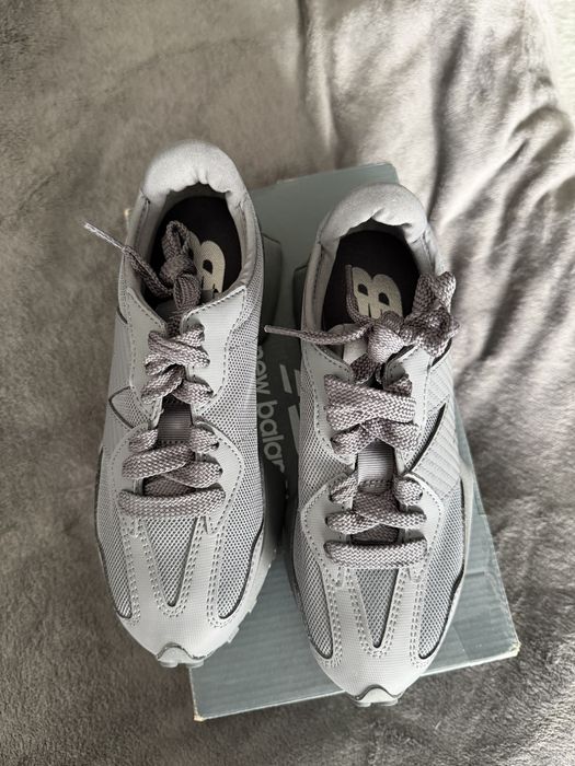 New Balance 327 culoare gri inchis marimea 37.5 noi originali