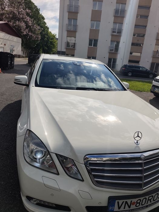 Mercedes E200 IMPECABIL