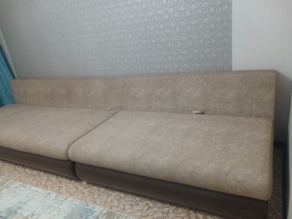 Продам диван в хорошем состояний
