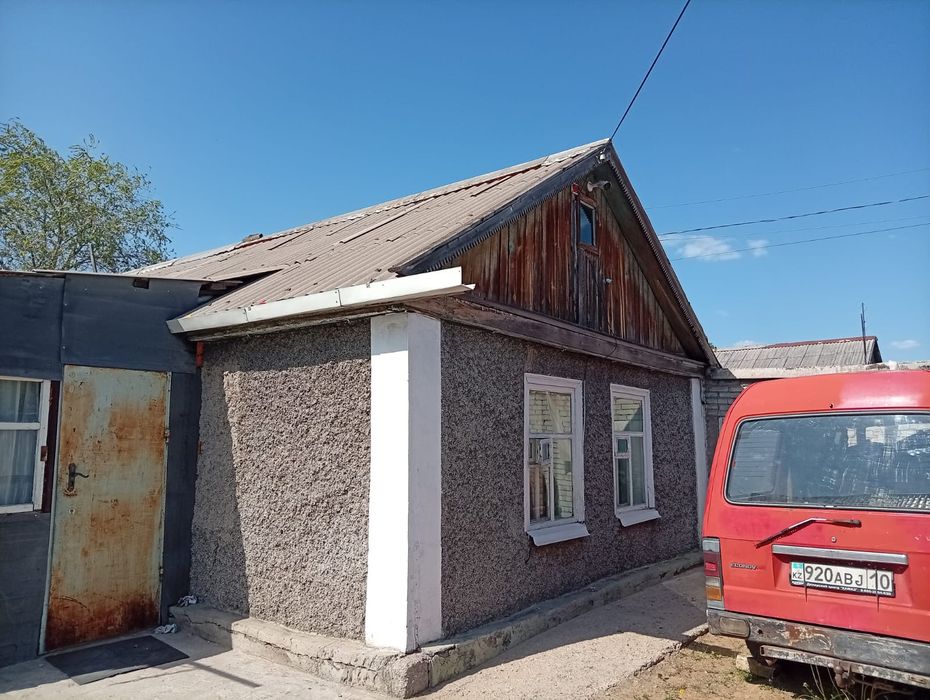 Продам или обменяю частный дом .