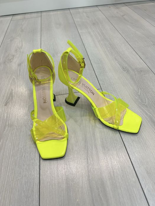 Продам обувь разное