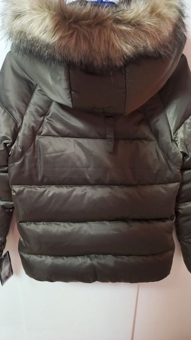 Дамско яке Reserved с гъши пух