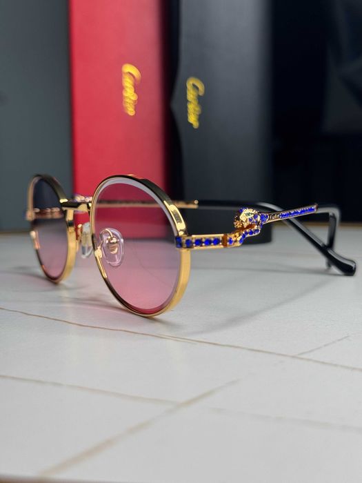 Ochelari de soare Cartier aurii noi cu eticheta