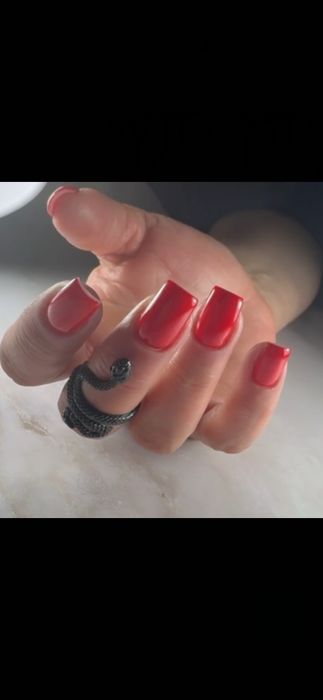 Маникюр и педикюр