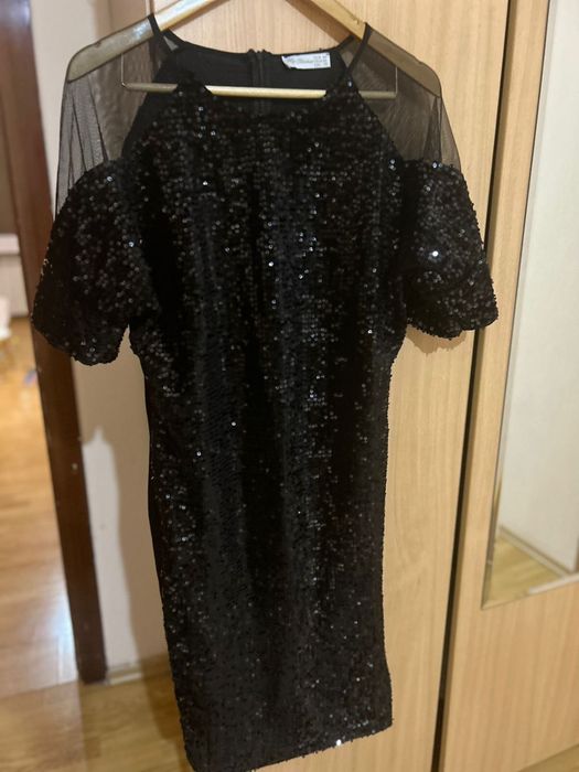 Платья разные размеры 42-44 М