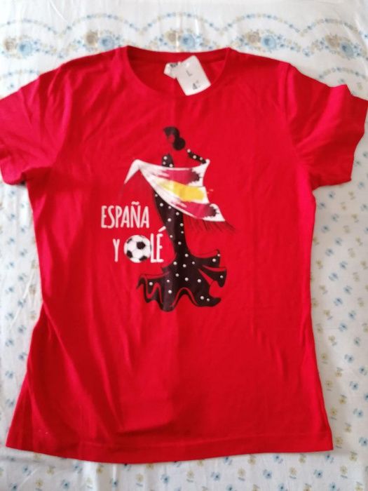 Tricouri pentru fete