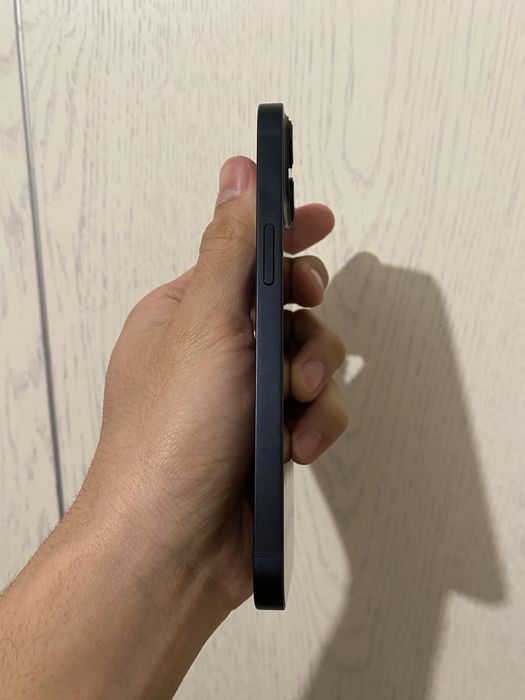 Продам iPhone 13 128gb в идеальном состоянии