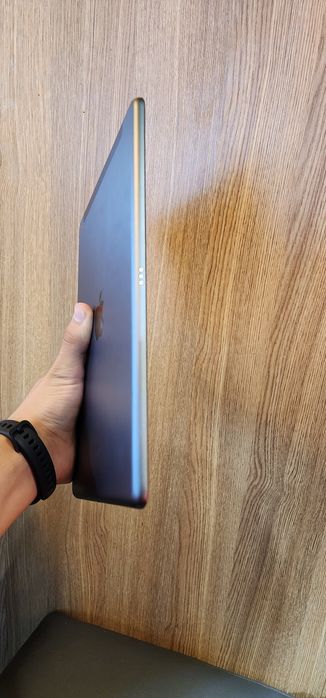 iPad 8 ideal hamma narsasi ishlidi