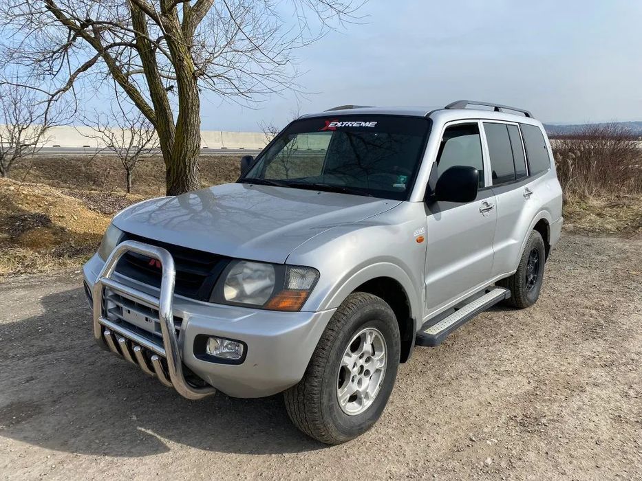 Dezmembrez Mitsubishi Pajero