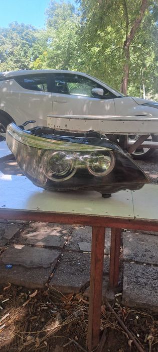 Фарове за BMW E60 2005