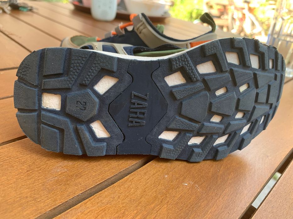 Момчешки маратонки летни тип сандали 27 Zara