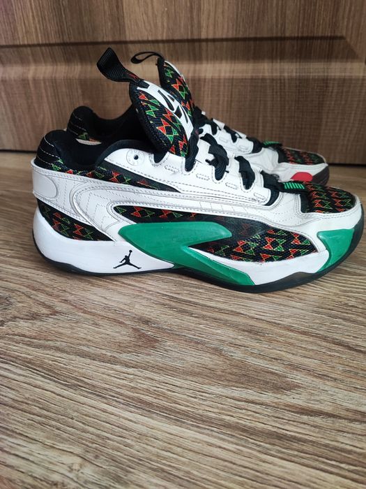 Маратонки Air Jordan Luka 2 Q54 UK6 EUR40