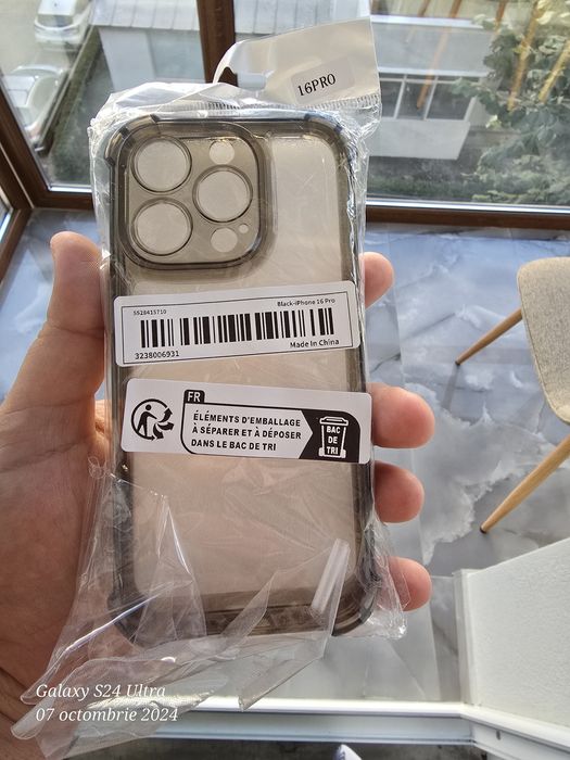 Huse Iphone 16 Pro 30lei/bucata