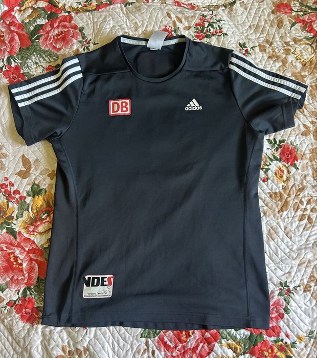 Tricou adidas gri