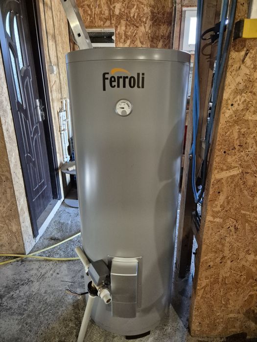 Boiler cu doua serpentine